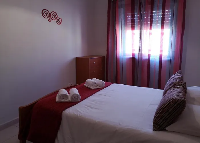 Pro Touristic Peniche Surf & Beach