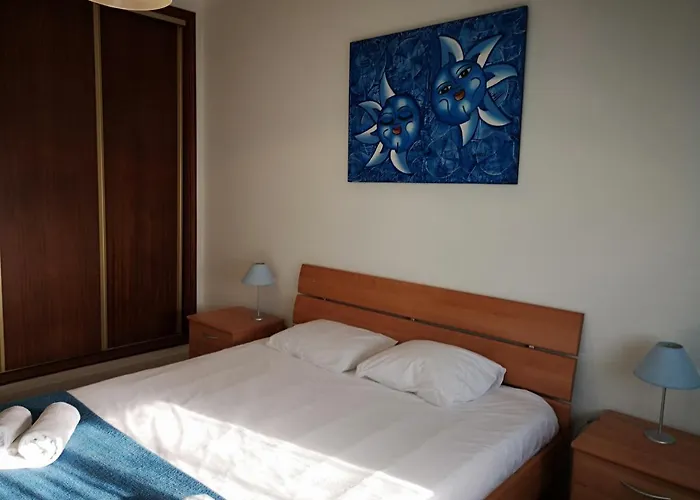 Pro Touristic Peniche Surf & Beach *